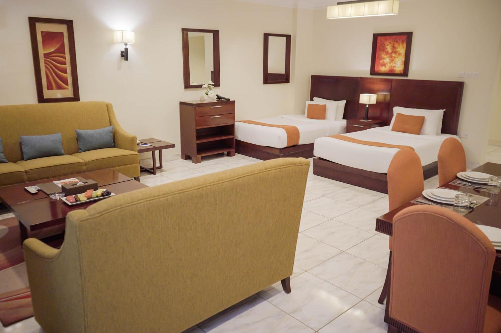 City Seasons Hotel & Suites Muskat Rom bilde