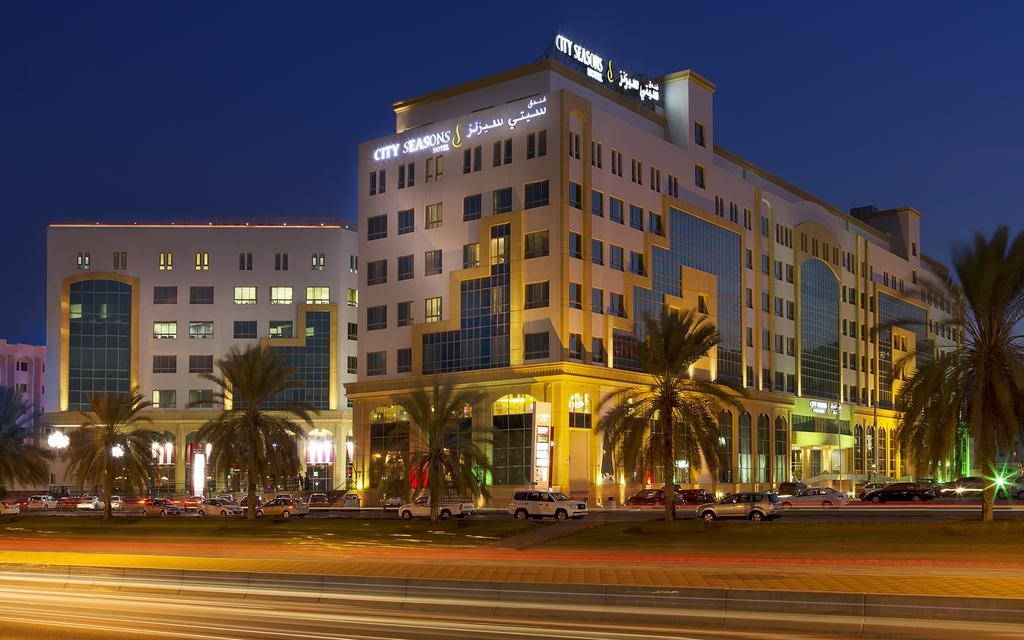 City Seasons Hotel & Suites Muskat Eksteriør bilde