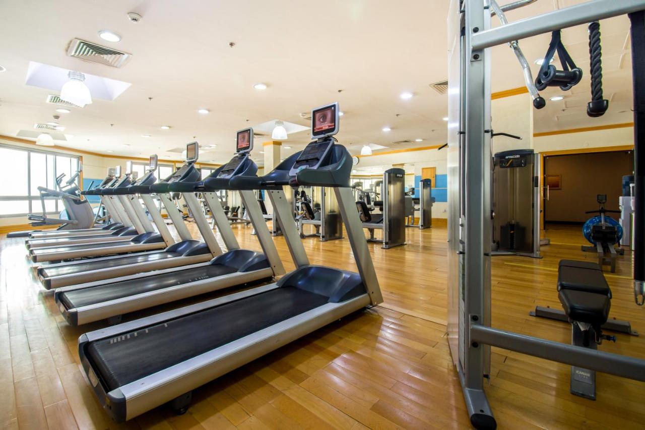 City Seasons Hotel & Suites Muskat Eksteriør bilde